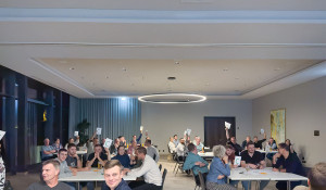 Gemeinsamer Quizabend beim Büroseminar 