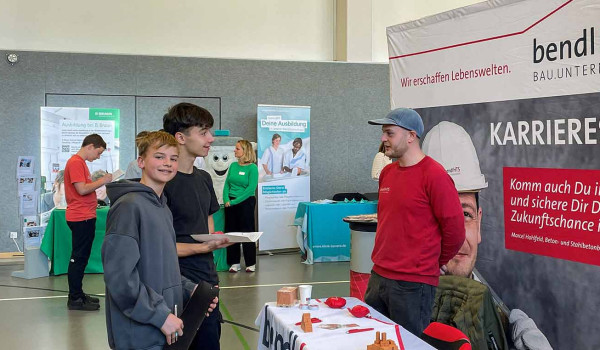 Das bendl HTS Team beim Berufsausbildungsparcours in Stolpen