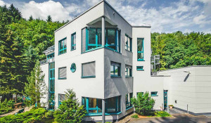 Schlüsselfertige Aufstockung eines Bürogebäudes.