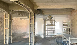 Anschließend wurde Beton angespritzt.