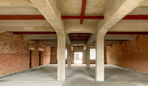 Umnutzung der ehemaligen Futterställe auf dem Gelände des Ostrageheges.