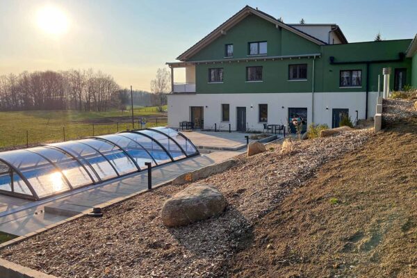 Gaststätte und Pension Waldhaus im renovierten Zustand