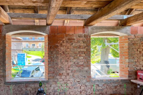 Stürze welche rundgeschalt und betoniert wurden