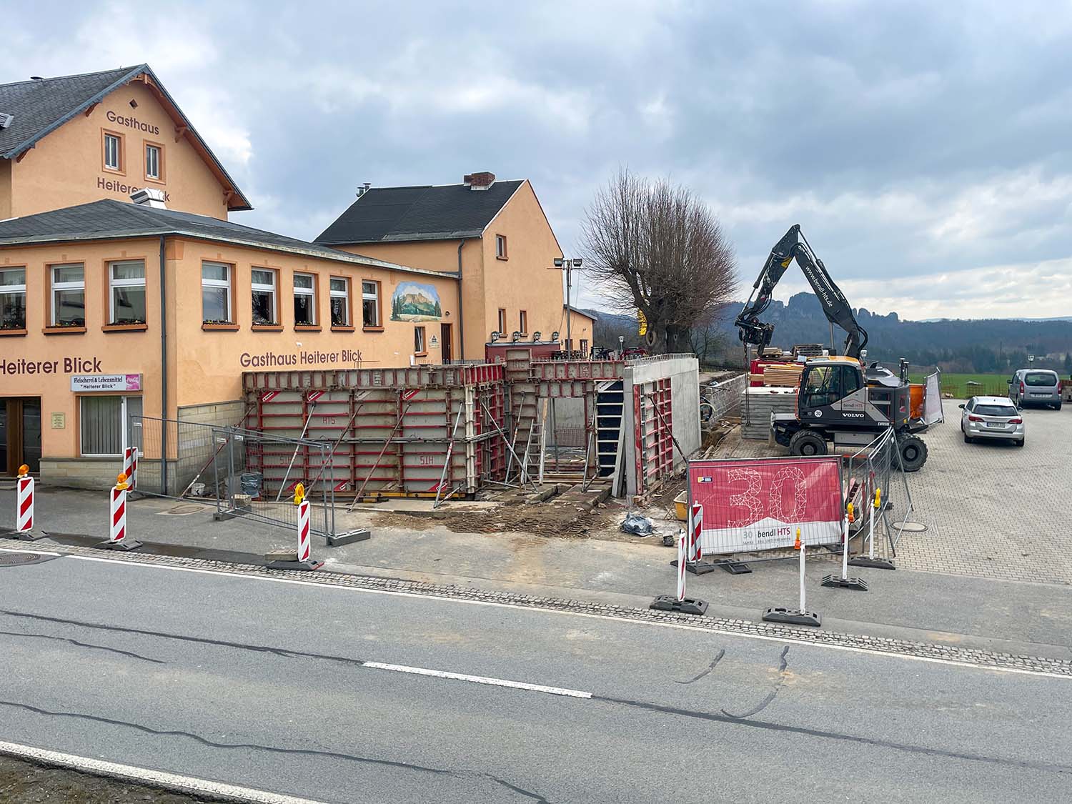 Aktueller Baufortschritt beim Gasthof Heiterer Blick
